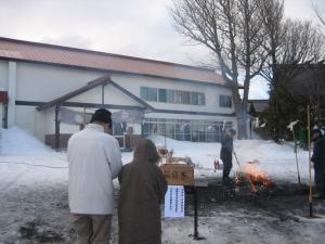 銭函のどんど焼き| Copyright (C) Kazuo Yamamoto 銭函のどんど焼き| Copyright (C) Kazuo Yamamoto