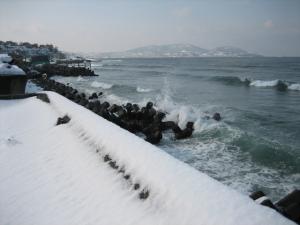 朝里の波しぶき| Copyright (C) Kazuo Yamamoto 朝里の波しぶき| Copyright (C) Kazuo Yamamoto