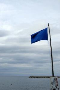 あお旗ー。 | Copyright (C) 2008 hachi あお旗ー。 | Copyright (C) 2008 hachi