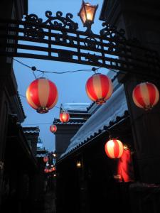 冬の提灯| Copyright (C) Kazuo Yamamoto