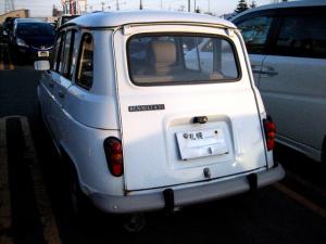 ルノーキャトル・リア ルノーキャトル・リア