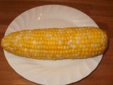 Boiled corn on the cob